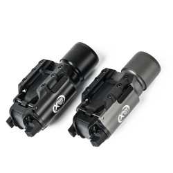 Torcia Tattica X300 Scout Light - Illuminazione da Campo Esterna