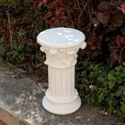 Elegant Roman/Greek Column Sculptures in White Resin - Self-Standing…