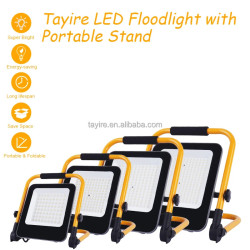 Faro LED Portatile da Lavoro con Supporto Impermeabile IP66